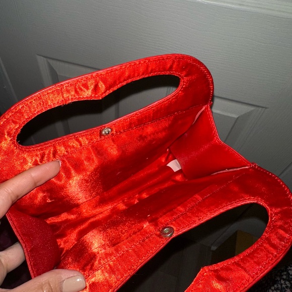 Bold Red Clutch with Textured Leather and Structured Shape - Picture 7 of 8